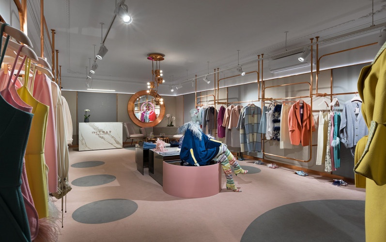 mẫu thiết kế nội thất shop thời trang 2021