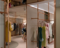 Dịch vụ thi công shop quần áo chuyên nghiệp trọn gói